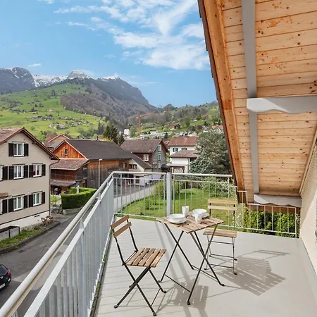 Fenus Gemuetliche Sgt06 Grabs