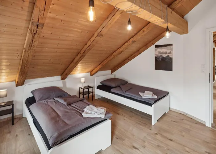 Fenus Gemuetliche Sgt06 Grabs